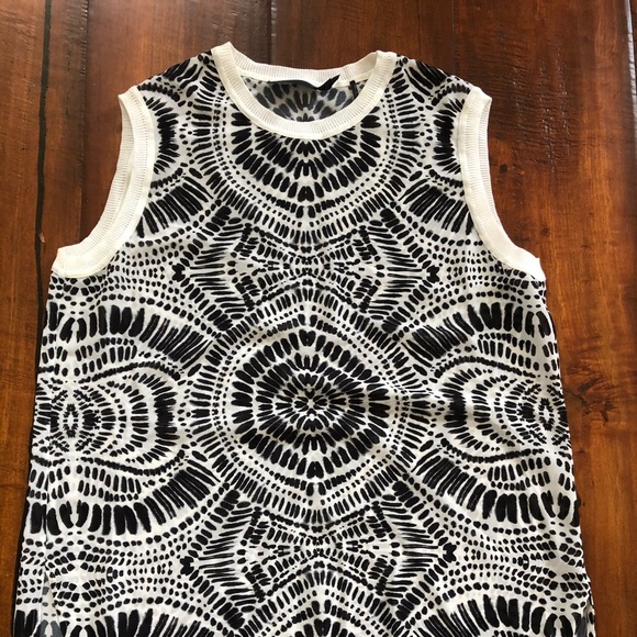 Lightweight Sheer Tank - Picture 2 of 5